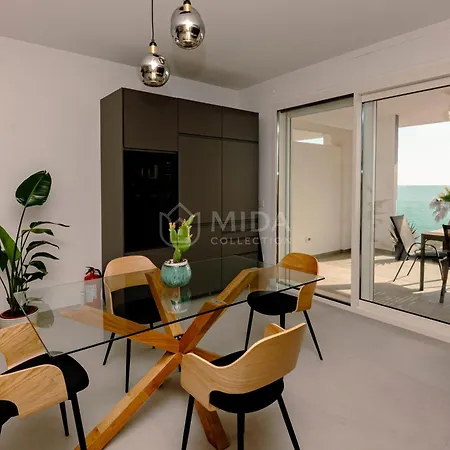 Luxury Sunsets Apartment *